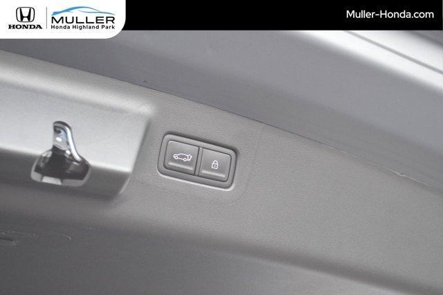 used 2025 Hyundai Santa Fe car, priced at $46,494