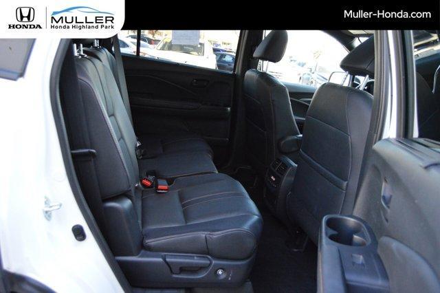 used 2022 Honda Pilot car, priced at $34,994