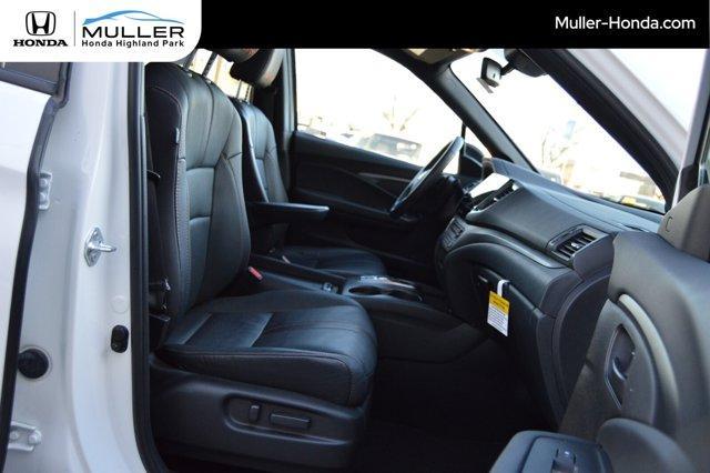 used 2022 Honda Pilot car, priced at $34,994