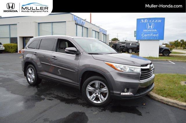 used 2015 Toyota Highlander car, priced at $19,994