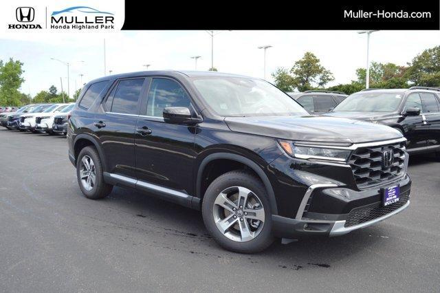 new 2025 Honda Pilot car, priced at $47,050