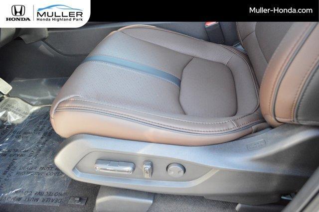 new 2025 Honda Pilot car, priced at $54,985