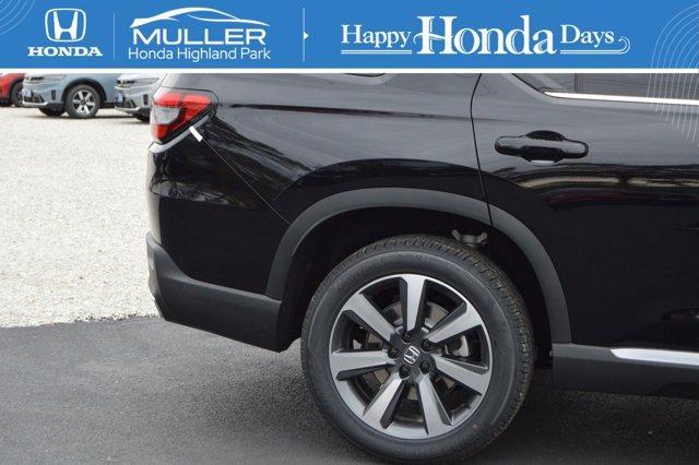 new 2025 Honda Pilot car, priced at $54,475