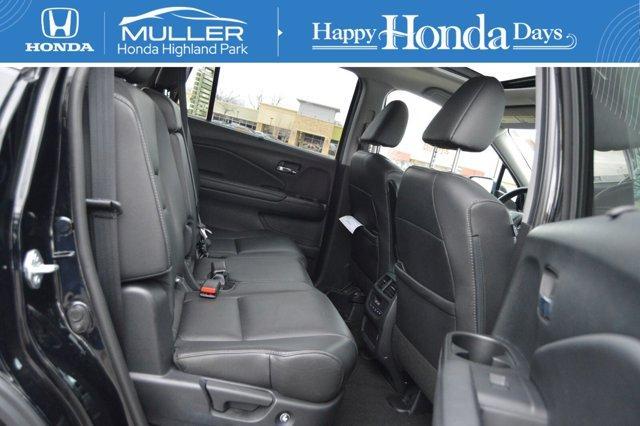 used 2022 Honda Pilot car, priced at $30,564