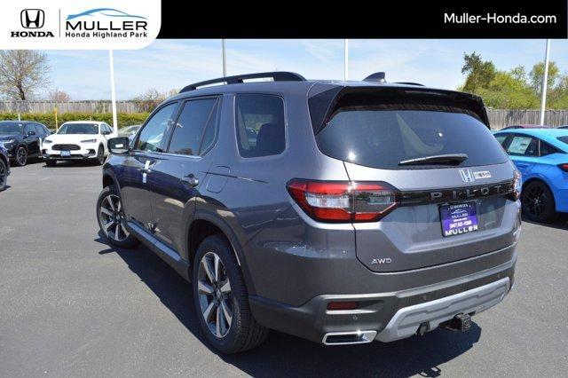 new 2025 Honda Pilot car, priced at $56,250