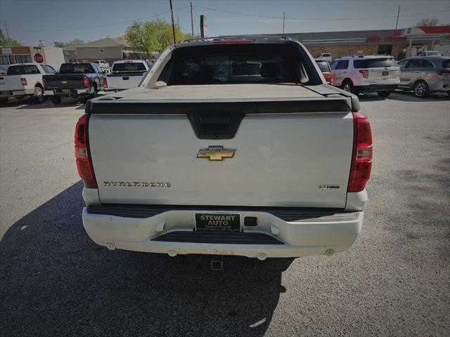 used 2011 Chevrolet Avalanche car, priced at $15,995