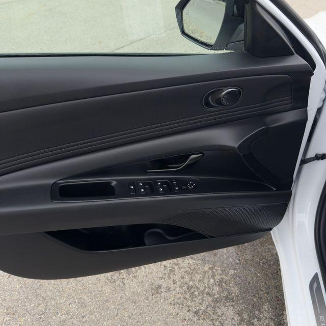 new 2025 Hyundai ELANTRA HEV car, priced at $28,145