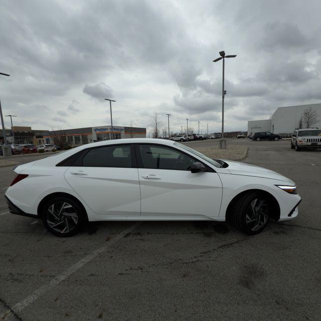 new 2025 Hyundai ELANTRA HEV car, priced at $28,145