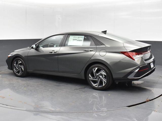 new 2025 Hyundai Elantra car, priced at $25,808