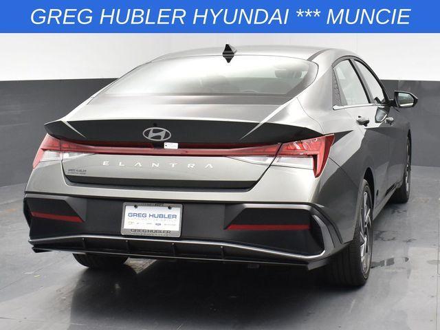 new 2025 Hyundai Elantra car, priced at $25,256