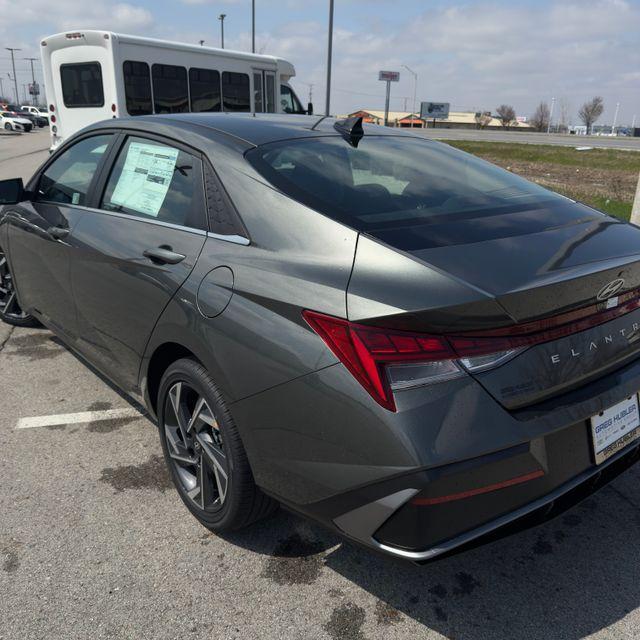 new 2025 Hyundai Elantra car, priced at $26,360