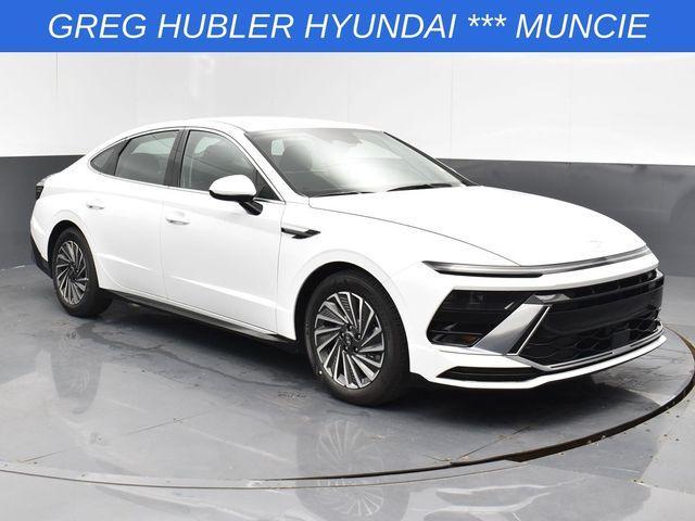 new 2025 Hyundai Sonata Hybrid car, priced at $31,540