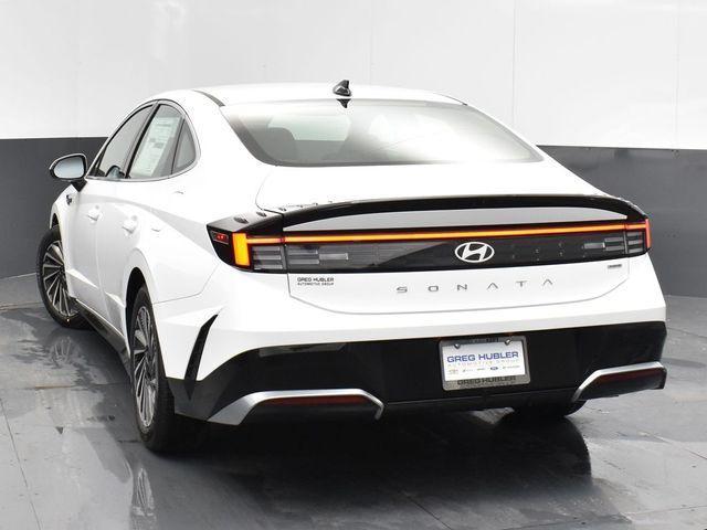 new 2025 Hyundai Sonata Hybrid car, priced at $31,540