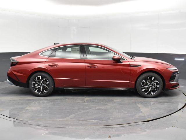 new 2025 Hyundai Sonata car, priced at $27,773