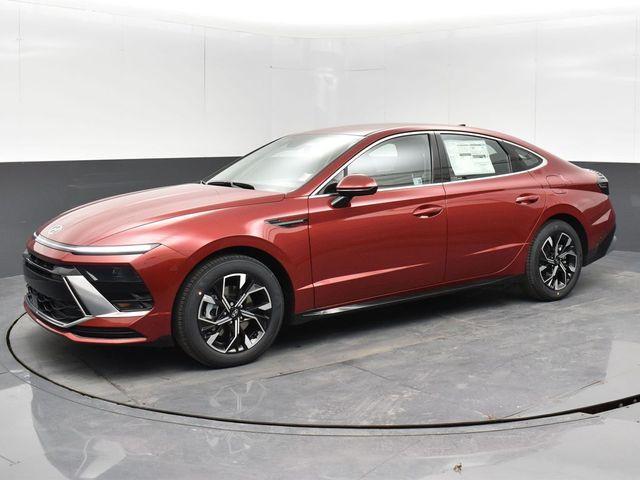 new 2025 Hyundai Sonata car, priced at $27,773