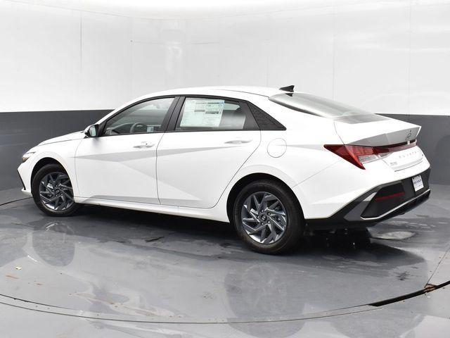 new 2025 Hyundai ELANTRA HEV car, priced at $26,485