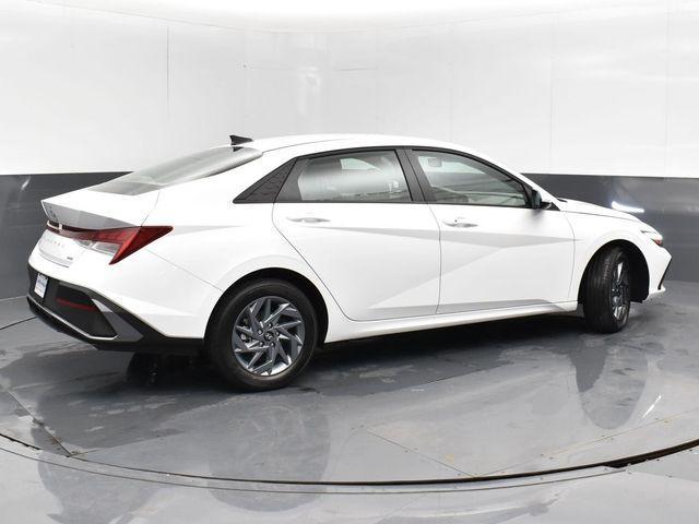 new 2025 Hyundai ELANTRA HEV car, priced at $26,485