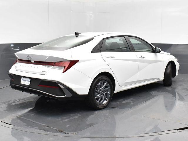 new 2025 Hyundai ELANTRA HEV car, priced at $26,485