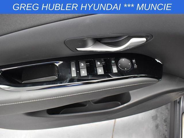 new 2025 Hyundai Tucson car, priced at $39,450