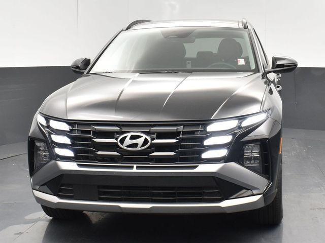 new 2025 Hyundai TUCSON Hybrid car, priced at $37,215