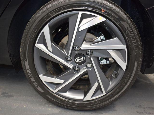 new 2025 Hyundai Elantra car, priced at $25,465