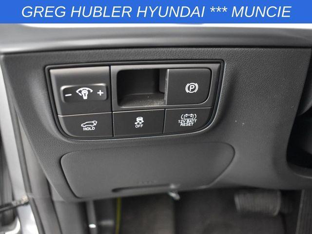 new 2025 Hyundai TUCSON Hybrid car, priced at $37,030