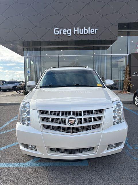 used 2012 Cadillac Escalade ESV car, priced at $11,998