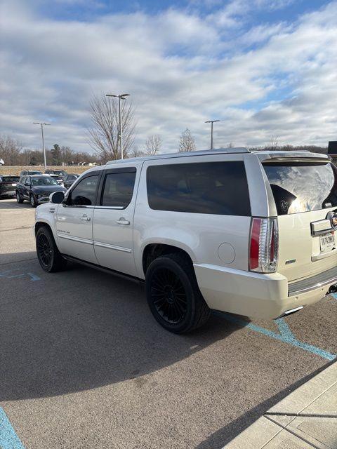 used 2012 Cadillac Escalade ESV car, priced at $11,998