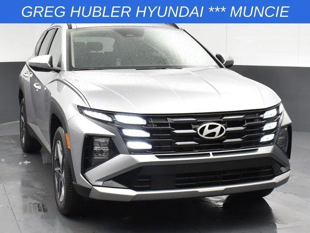 new 2025 Hyundai TUCSON Hybrid car, priced at $37,154