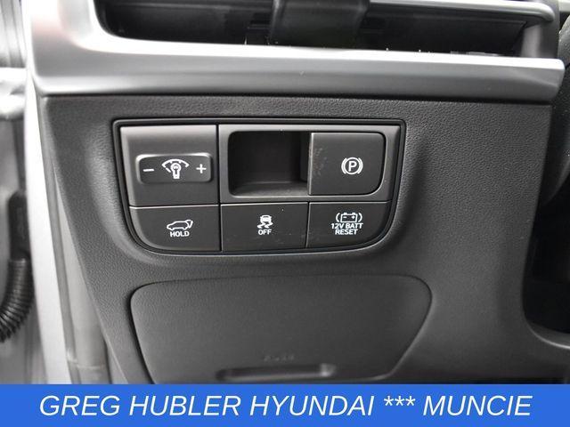 new 2025 Hyundai TUCSON Hybrid car, priced at $34,679