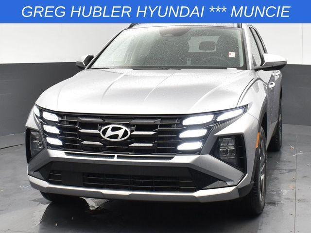 new 2025 Hyundai TUCSON Hybrid car, priced at $37,154