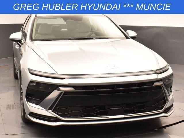 new 2025 Hyundai Sonata Hybrid car, priced at $31,095