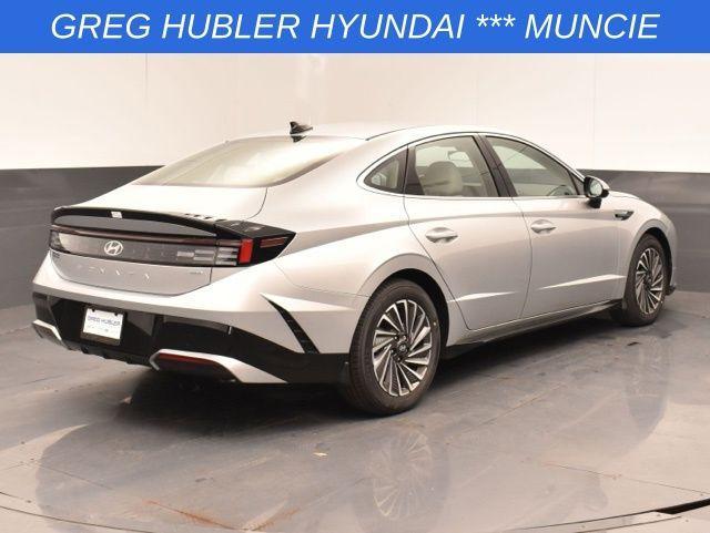 new 2025 Hyundai Sonata Hybrid car, priced at $31,095