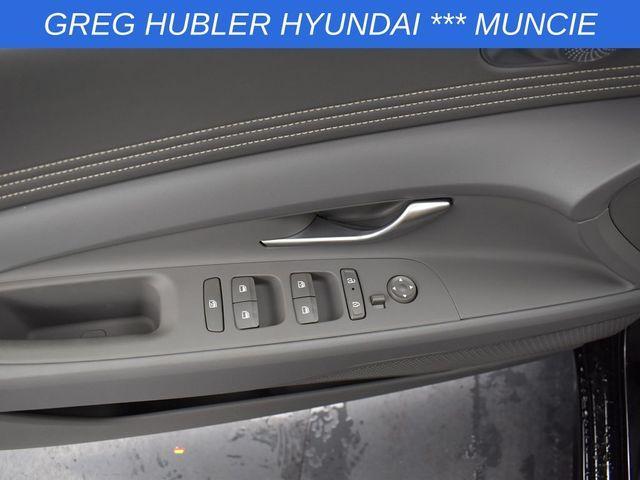 new 2025 Hyundai Elantra car, priced at $25,536