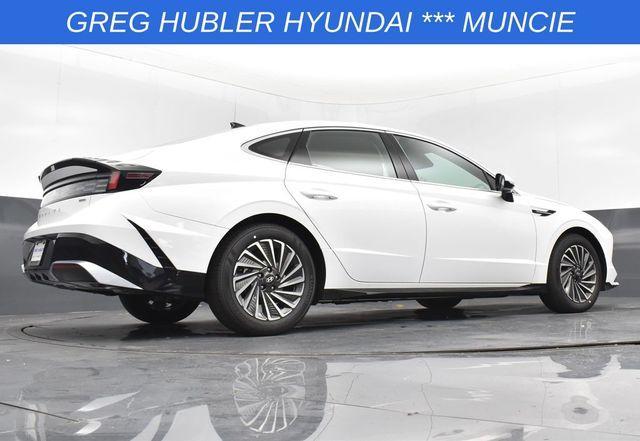 new 2025 Hyundai Sonata Hybrid car, priced at $31,580
