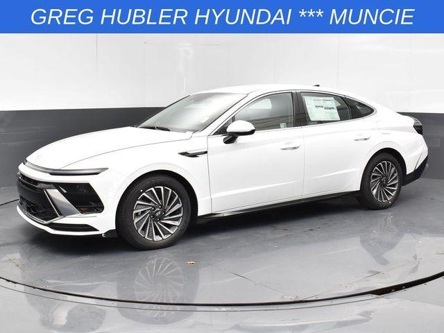 new 2025 Hyundai Sonata Hybrid car, priced at $31,580
