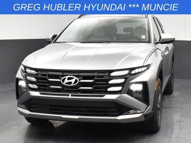 new 2025 Hyundai TUCSON Hybrid car, priced at $37,154