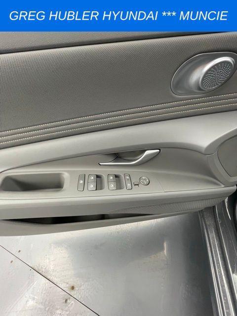 new 2025 Hyundai Elantra car, priced at $25,256