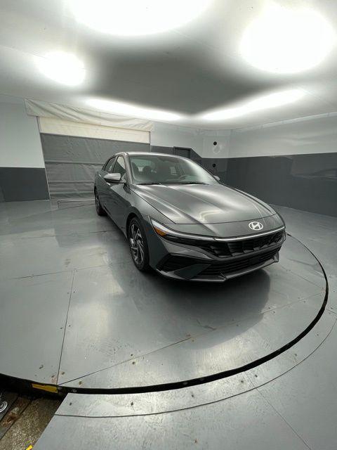 new 2025 Hyundai Elantra car, priced at $25,532