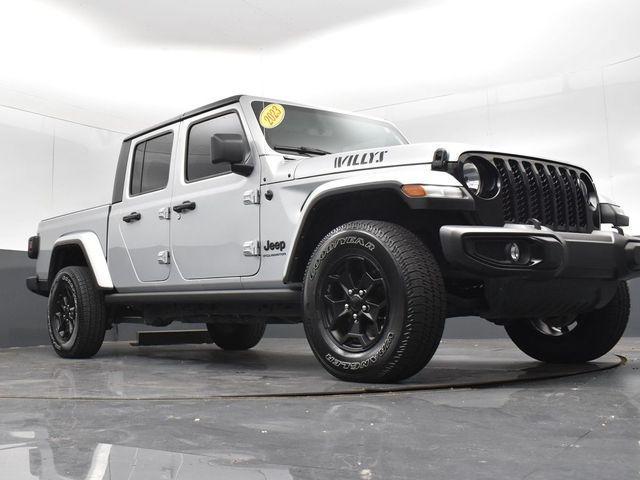 used 2023 Jeep Gladiator car, priced at $33,266