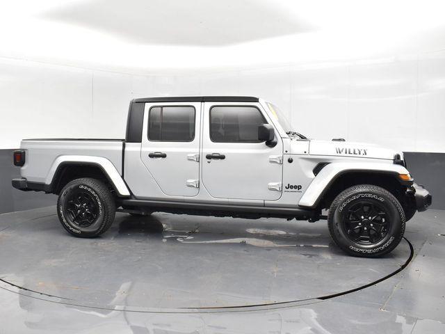 used 2023 Jeep Gladiator car, priced at $33,266