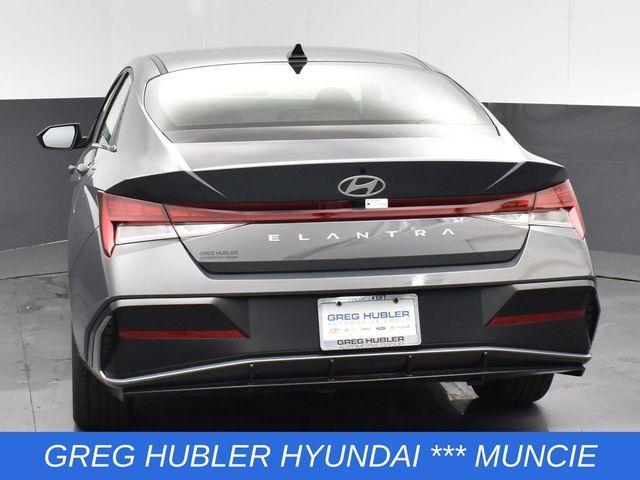new 2025 Hyundai Elantra car, priced at $25,072