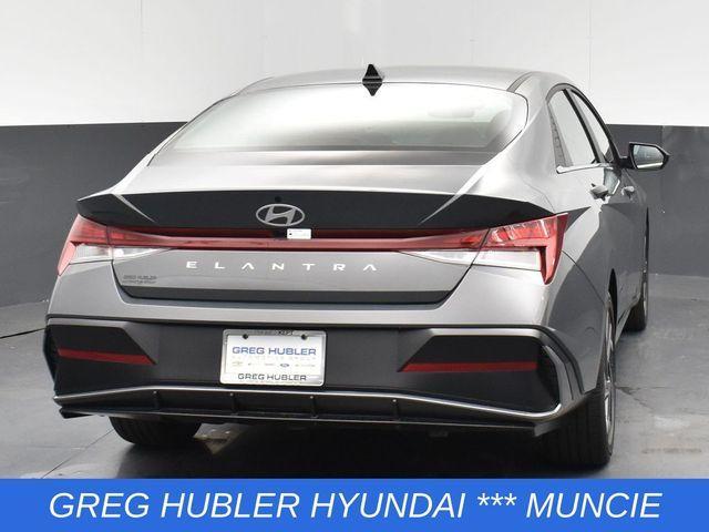 new 2025 Hyundai Elantra car, priced at $25,072