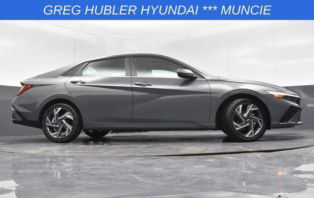 new 2025 Hyundai Elantra car, priced at $25,260