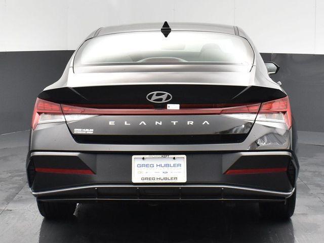 new 2025 Hyundai Elantra car, priced at $25,532
