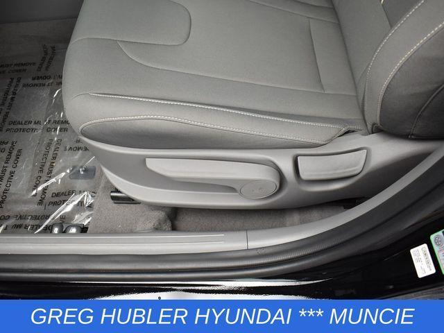 new 2025 Hyundai Elantra car, priced at $25,506