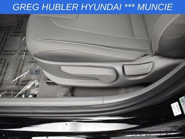 new 2025 Hyundai Elantra car, priced at $25,256