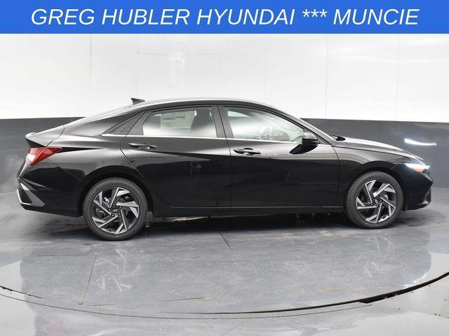 new 2025 Hyundai Elantra car, priced at $25,685