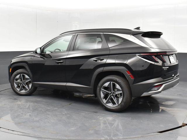 new 2025 Hyundai Tucson car, priced at $33,204