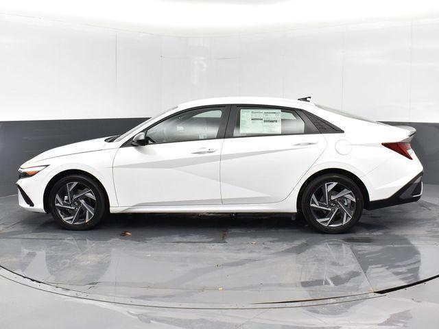new 2025 Hyundai ELANTRA HEV car, priced at $28,205